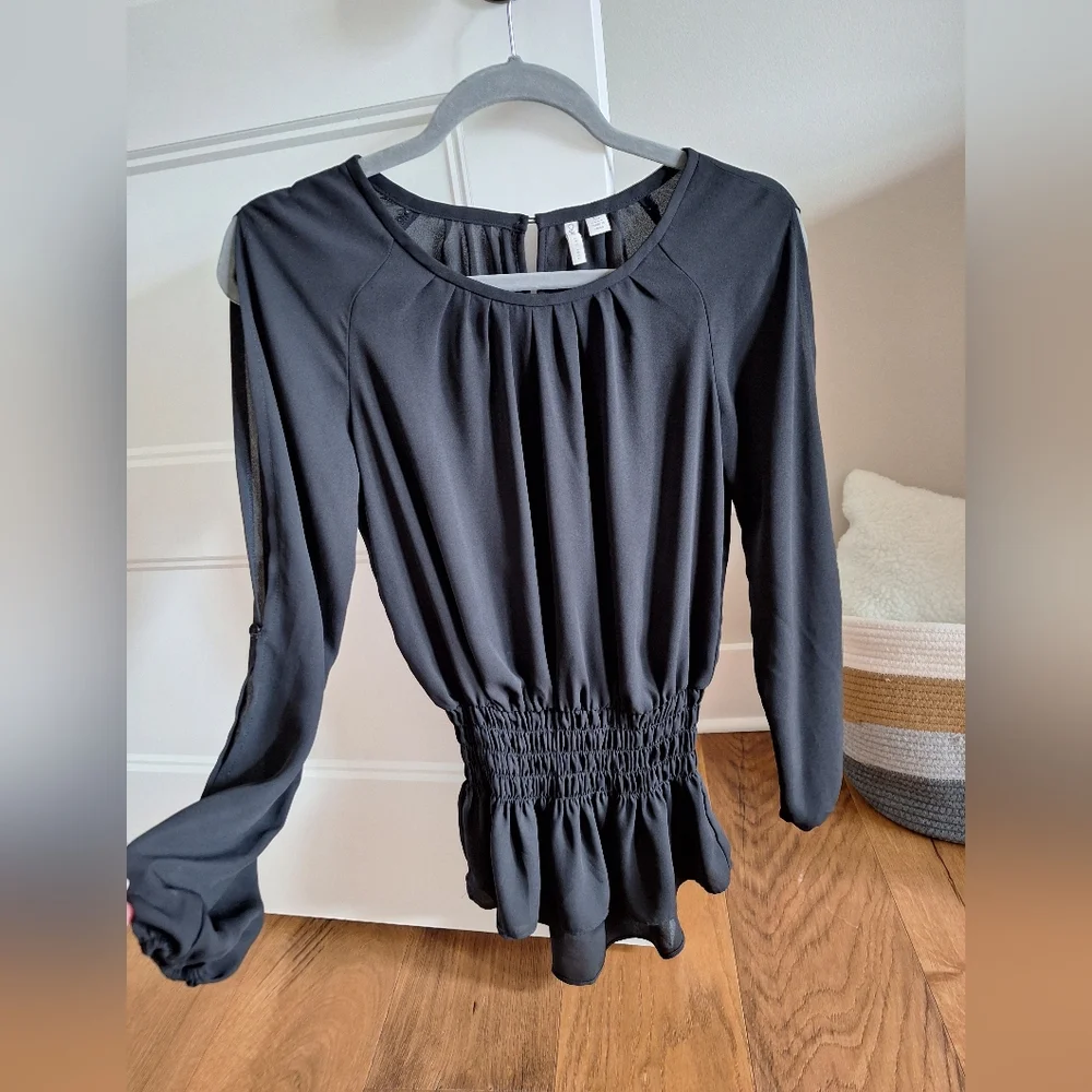 Sheer Cut-Out Blouse - Picture 6 of 15